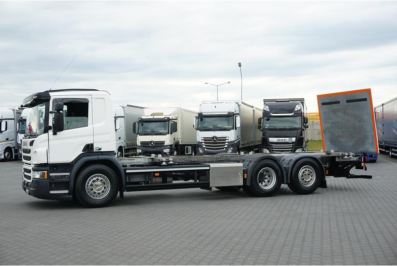 Scania P 410 / ACC / E 6 / BDF + WINDA / 7.15 , 7.45, 7.82 M / OŚ SKRĘT - Chasis camión: foto 3 Scania P 410 / ACC / E 6 / BDF + WINDA / 7.15 , 7.45, 7.82 M / OŚ SKRĘT - Chasis camión: foto 3
