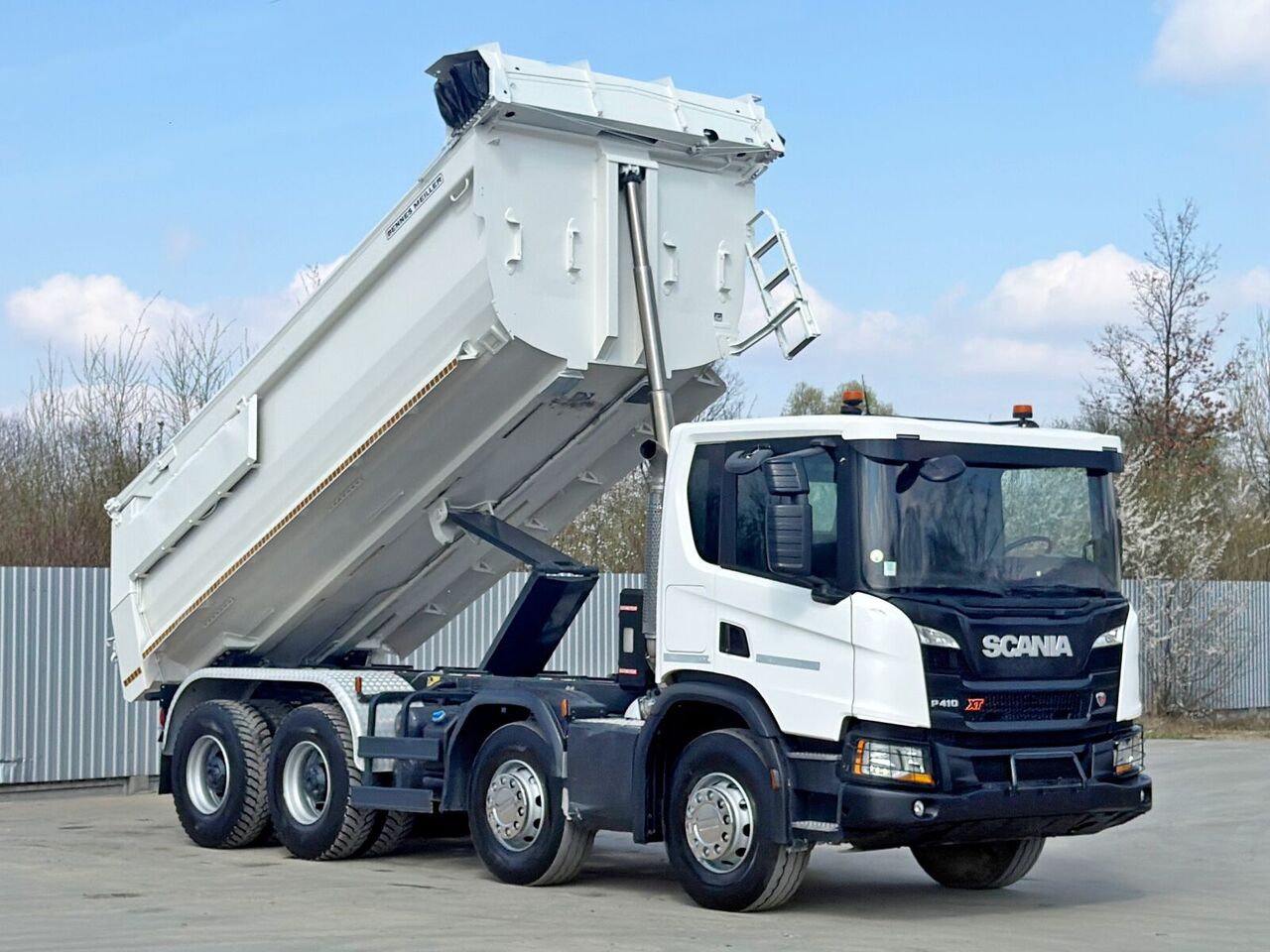 Scania P 410 XT * Kipper * 8x4 * TOPZUSTAND ! - Volquete camión: foto 3 Scania P 410 XT * Kipper * 8x4 * TOPZUSTAND ! - Volquete camión: foto 3