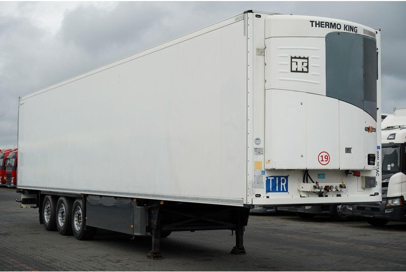 Schmitz Cargobull CHŁODNIA / THERMO KING SLX 300 / HAKÓWKA / HAKOWA / OŚ PODNOSZON - Frigorífico semirremolque: foto 1 Schmitz Cargobull CHŁODNIA / THERMO KING SLX 300 / HAKÓWKA / HAKOWA / OŚ PODNOSZON - Frigorífico semirremolque: foto 1
