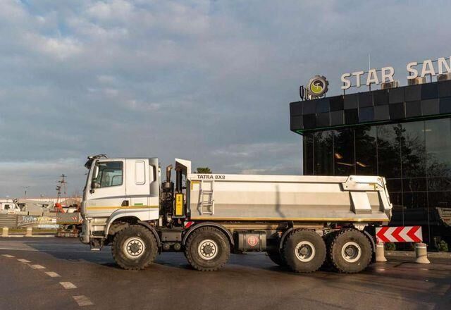 Tatra PHOENIX 8x8 Tipper - Volquete camión, Camión grúa: foto 5 Tatra PHOENIX 8x8 Tipper - Volquete camión, Camión grúa: foto 5