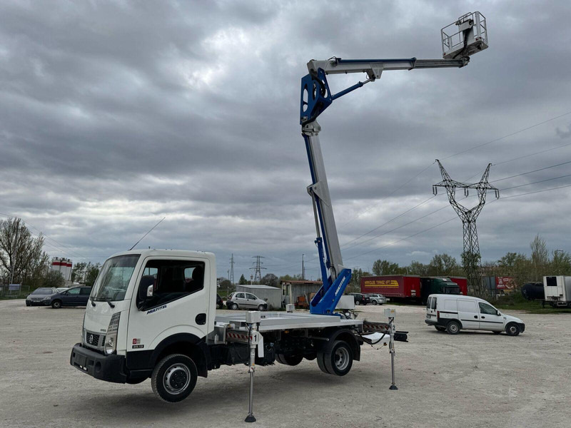 Nissan Cabstar NT400 Multitel HX 200 - 22m - Vehículo comercial ligero: foto 2 Nissan Cabstar NT400 Multitel HX 200 - 22m - Vehículo comercial ligero: foto 2