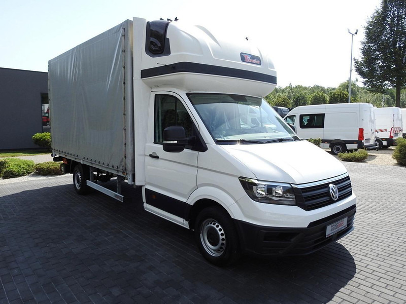 Volkswagen CRAFTER PLANDEKA WINDA 8 PALET WEBASTO TEMPOMAT  180KM [ 032919 - Furgoneta con caja de lona: foto 4 Volkswagen CRAFTER PLANDEKA WINDA 8 PALET WEBASTO TEMPOMAT  180KM [ 032919 - Furgoneta con caja de lona: foto 4
