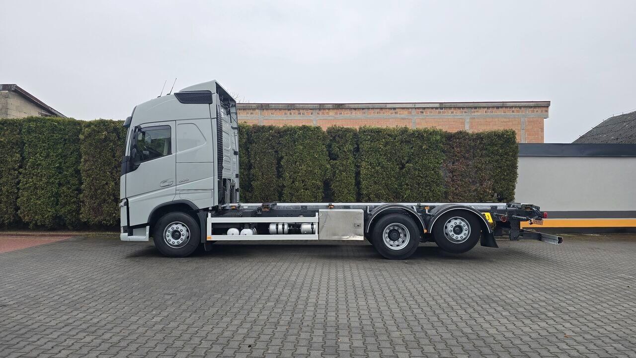 Volvo FH500 BDF container truck - Portacontenedore/ Intercambiable camión: foto 4 Volvo FH500 BDF container truck - Portacontenedore/ Intercambiable camión: foto 4