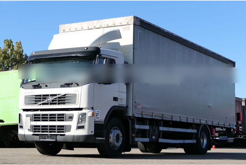 Volvo FM 300 - Curtian side truck - Camión lona: foto 1 Volvo FM 300 - Curtian side truck - Camión lona: foto 1