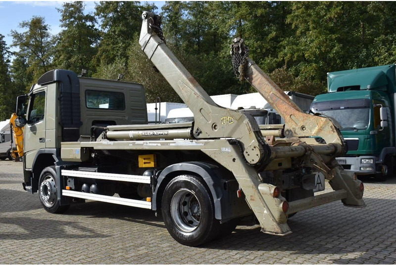Volvo FM 330 BL - Meiller AK 12 LTD Absetzkipper - Portacontenedor de cadenas camión: foto 5 Volvo FM 330 BL - Meiller AK 12 LTD Absetzkipper - Portacontenedor de cadenas camión: foto 5