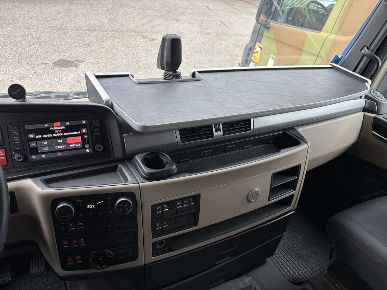 MAN TGX510 6X4 96 TONNES - Cabeza tractora: foto 5 MAN TGX510 6X4 96 TONNES - Cabeza tractora: foto 5