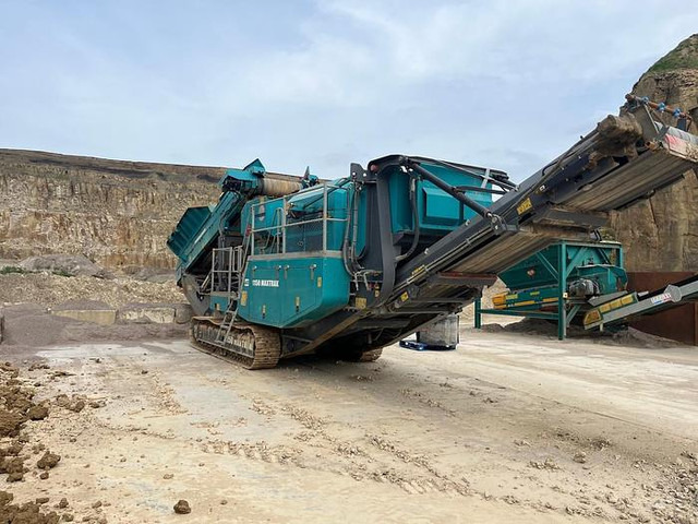 Powerscreen 1150 Maxtrak - Trituradora de cono: foto 2 Powerscreen 1150 Maxtrak - Trituradora de cono: foto 2