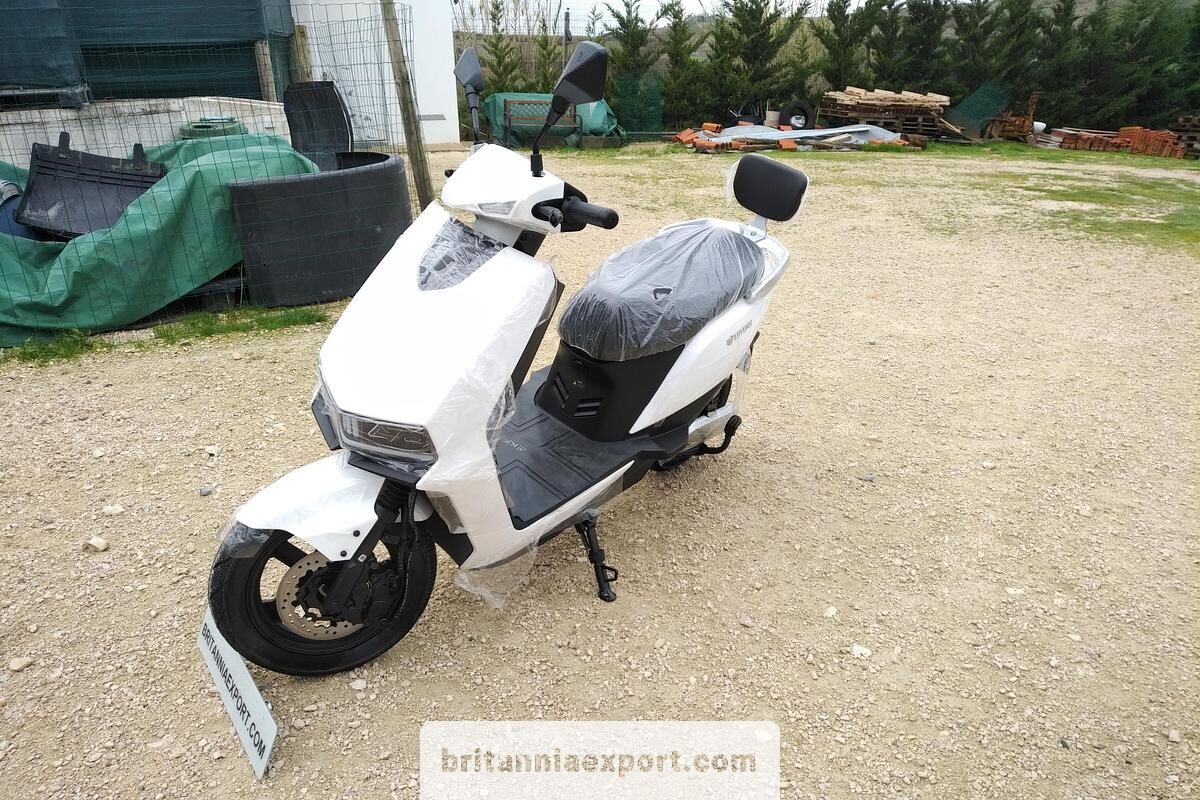 LUYUAN MKK Pro Max – 80 km/h Electric Scooter (125cc Class | NOT 45 km/h) - Motocicleta: foto 3 LUYUAN MKK Pro Max – 80 km/h Electric Scooter (125cc Class | NOT 45 km/h) - Motocicleta: foto 3
