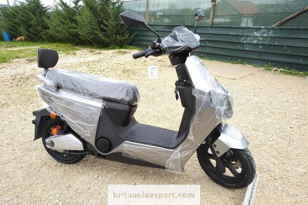 LUYUAN S90 Pro Max – 80 km/h Electric Scooter (125cc Class | NOT 45 km/h) - Motocicleta: foto 2 LUYUAN S90 Pro Max – 80 km/h Electric Scooter (125cc Class | NOT 45 km/h) - Motocicleta: foto 2