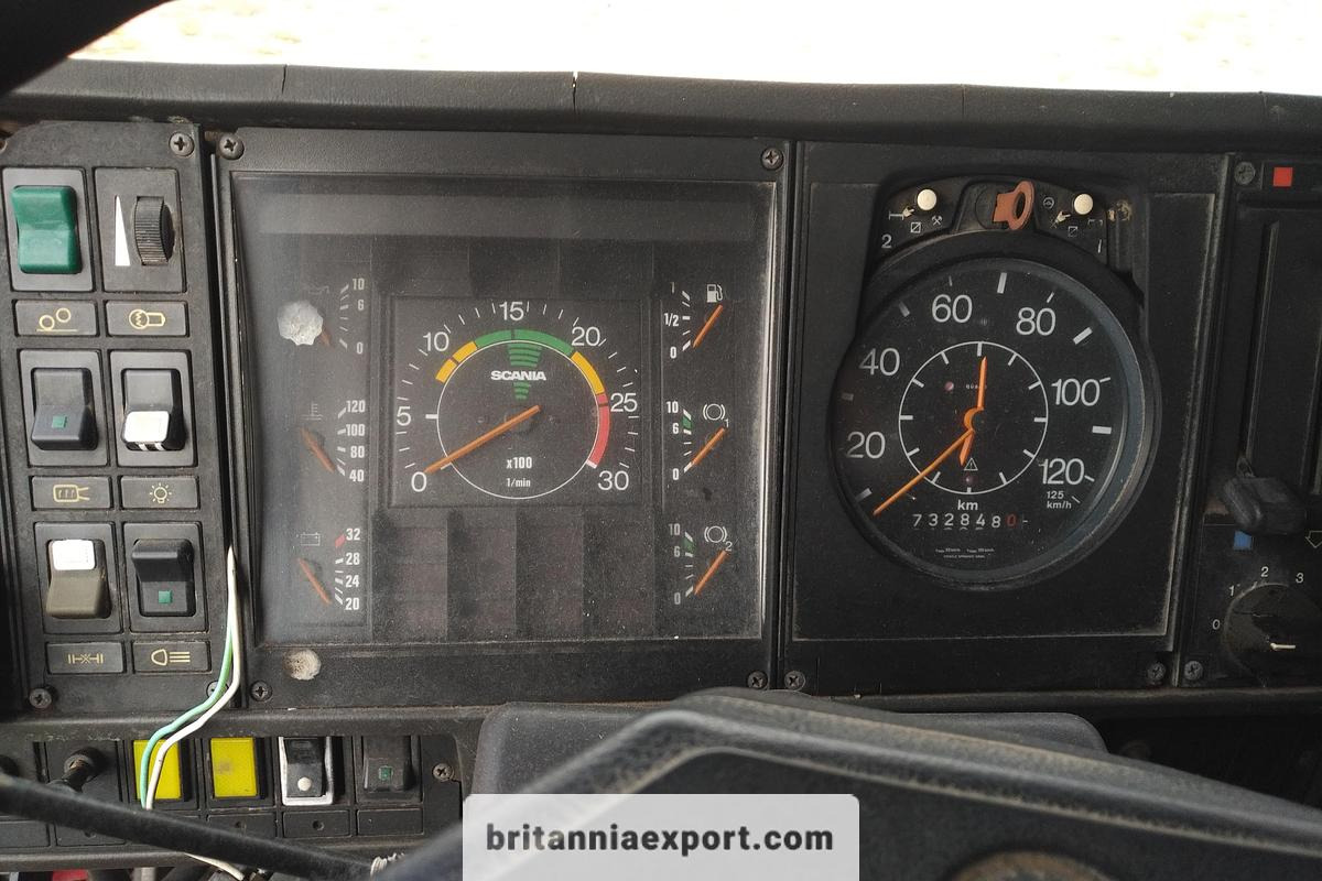 Camión lona SCANIA P 92H | 6x2 10 tyres | On springs | 26 ton: foto 24