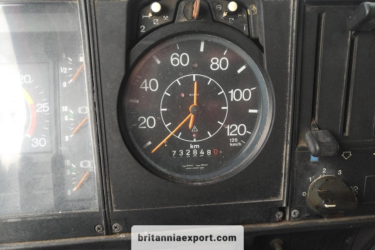 Camión lona SCANIA P 92H | 6x2 10 tyres | On springs | 26 ton: foto 25