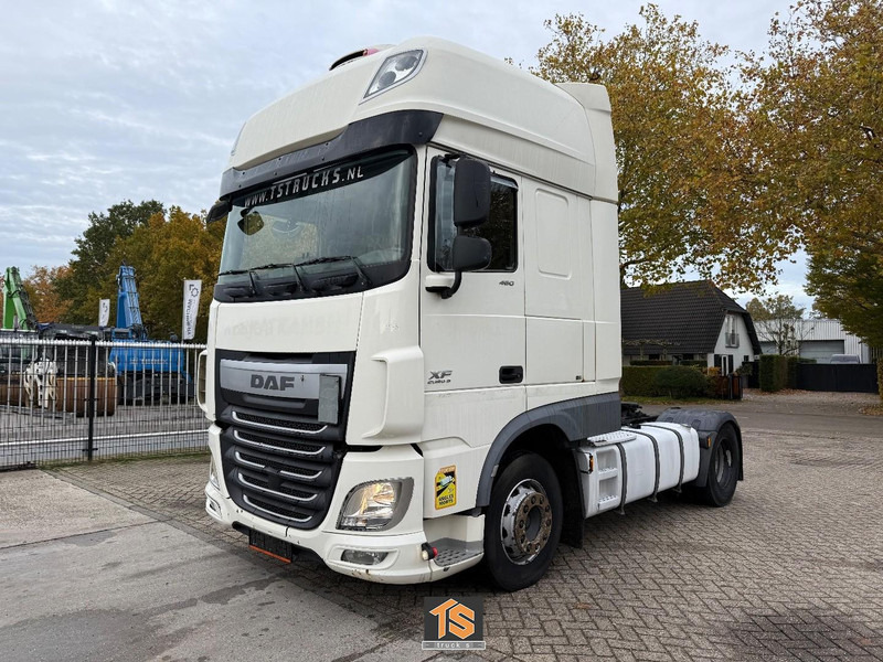 DAF FT XF 460 SSC KLIMA - NEW TACHO - NEW TIRES - BELGIUM TOP - Cabeza tractora: foto 1 DAF FT XF 460 SSC KLIMA - NEW TACHO - NEW TIRES - BELGIUM TOP - Cabeza tractora: foto 1