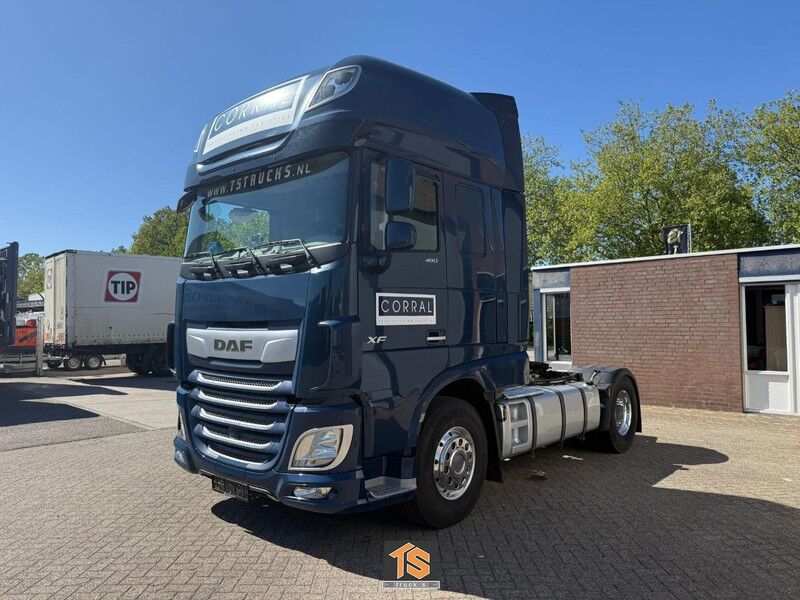 DAF FT XF 480 SSC EURO 6 - COMPRESSOR - HYDRAULICS - MX BRAKE - BELGIUM TRUCK - TOP! - Cabeza tractora: foto 1 DAF FT XF 480 SSC EURO 6 - COMPRESSOR - HYDRAULICS - MX BRAKE - BELGIUM TRUCK - TOP! - Cabeza tractora: foto 1