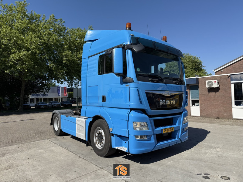 MAN TGX 400 - MANUAL - EURO 6 - 2 TANKS - TOP TRUCK - Cabeza tractora: foto 3 MAN TGX 400 - MANUAL - EURO 6 - 2 TANKS - TOP TRUCK - Cabeza tractora: foto 3