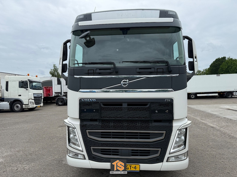 Volvo FH 460 EURO 6 - AUTOMATIC - 2 TANKS - NL TRUCK - APK/TUV 02/2026 - NEW TACHO - TOP! - Cabeza tractora: foto 2 Volvo FH 460 EURO 6 - AUTOMATIC - 2 TANKS - NL TRUCK - APK/TUV 02/2026 - NEW TACHO - TOP! - Cabeza tractora: foto 2