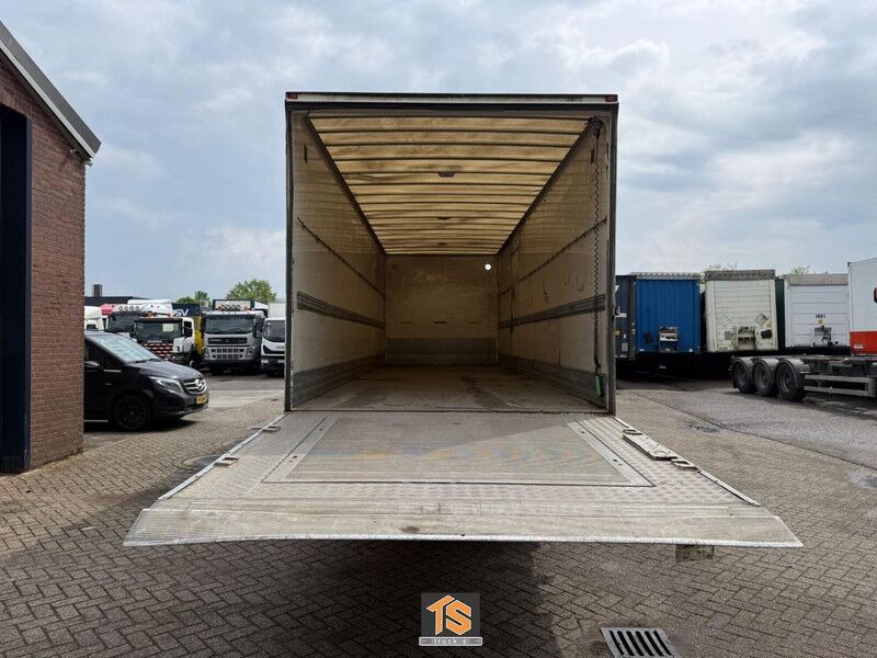 Iveco EUROCARGO 120E25 AUTOMATIC - ORIGINAL KM! - EURO 6 - KOFFER/BOX - TOP! - Camión caja cerrada: foto 3 Iveco EUROCARGO 120E25 AUTOMATIC - ORIGINAL KM! - EURO 6 - KOFFER/BOX - TOP! - Camión caja cerrada: foto 3