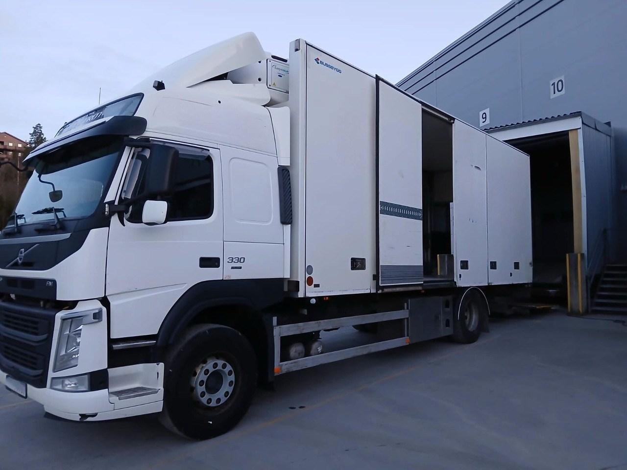 Volvo FM330 / Carrier Supra 850 nordic - Frigorífico camión: foto 1 Volvo FM330 / Carrier Supra 850 nordic - Frigorífico camión: foto 1