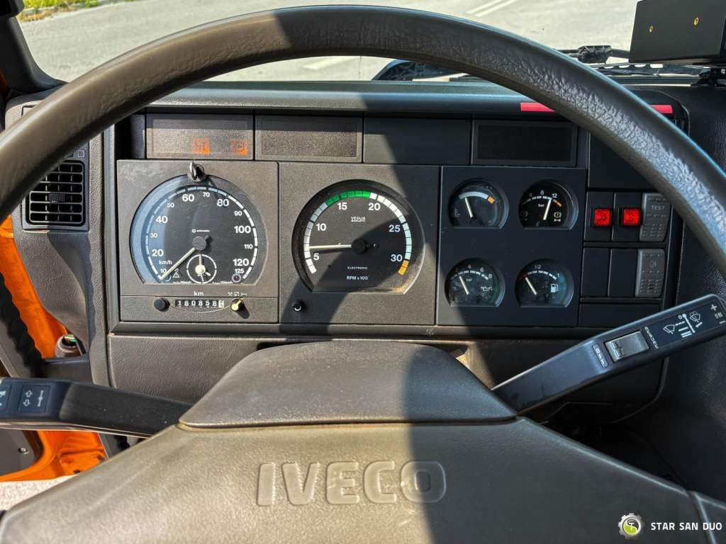 Camión con plataforma elevadora Iveco  CURSOR 240 4x4 RUTHMANN T225 22,5 Meters Lift: foto 15