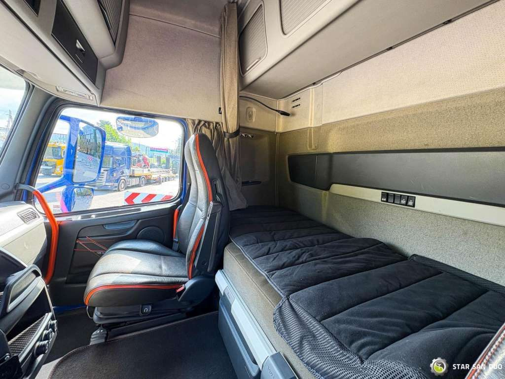 Camión con plataforma elevadora Iveco  CURSOR 240 4x4 RUTHMANN T225 22,5 Meters Lift: foto 17