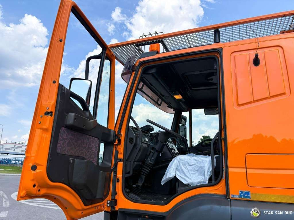 Camión con plataforma elevadora Iveco  CURSOR 240 4x4 RUTHMANN T225 22,5 Meters Lift: foto 19