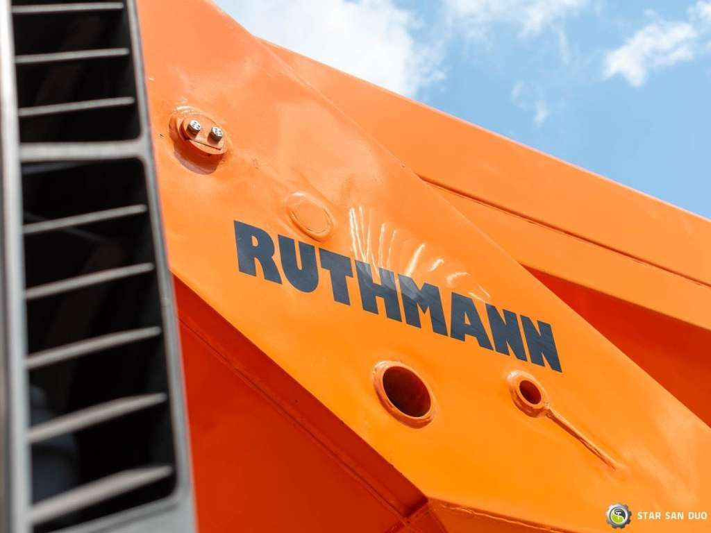 Camión con plataforma elevadora Iveco  CURSOR 240 4x4 RUTHMANN T225 22,5 Meters Lift: foto 23