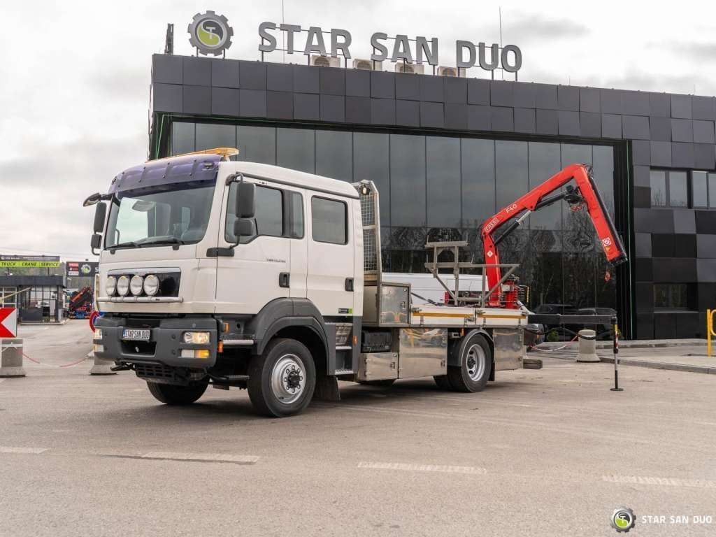 MAN TGM 13.290 4x4 FASSI F40B22 Crane Camper DOKA - Camión grúa: foto 1 MAN TGM 13.290 4x4 FASSI F40B22 Crane Camper DOKA - Camión grúa: foto 1