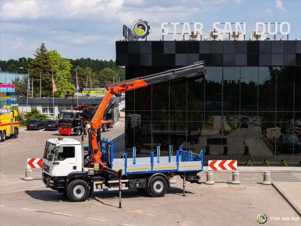 MAN TGM 18 250 4x4 PALFINGER PK 27001 HDS Crane Kra - Volquete camión: foto 3 MAN TGM 18 250 4x4 PALFINGER PK 27001 HDS Crane Kra - Volquete camión: foto 3