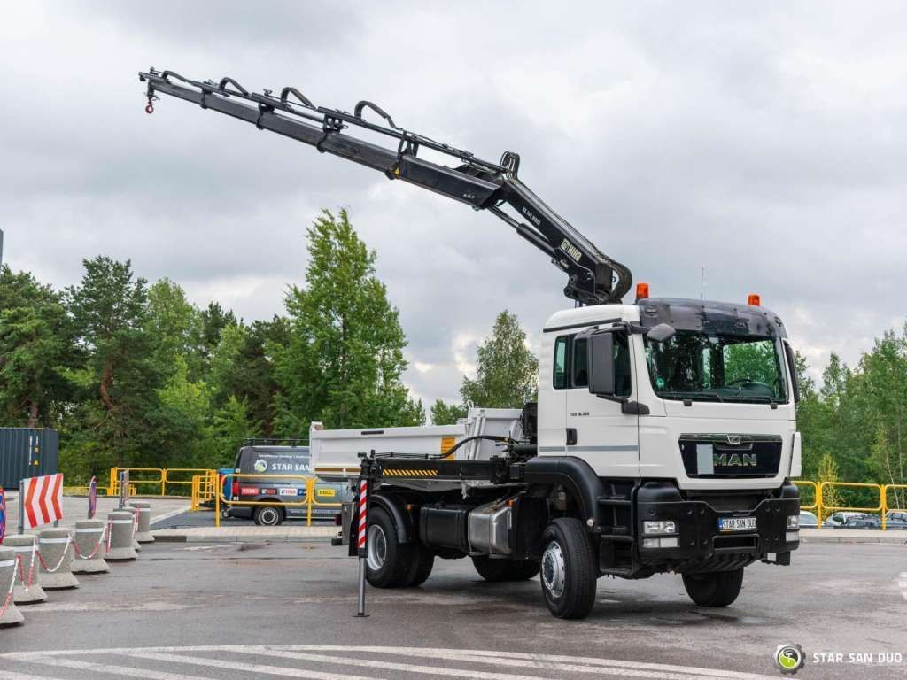 MAN TGS 18.360 4x4 HIAB 144 E-4 Crane Kipper - Volquete camión: foto 4 MAN TGS 18.360 4x4 HIAB 144 E-4 Crane Kipper - Volquete camión: foto 4