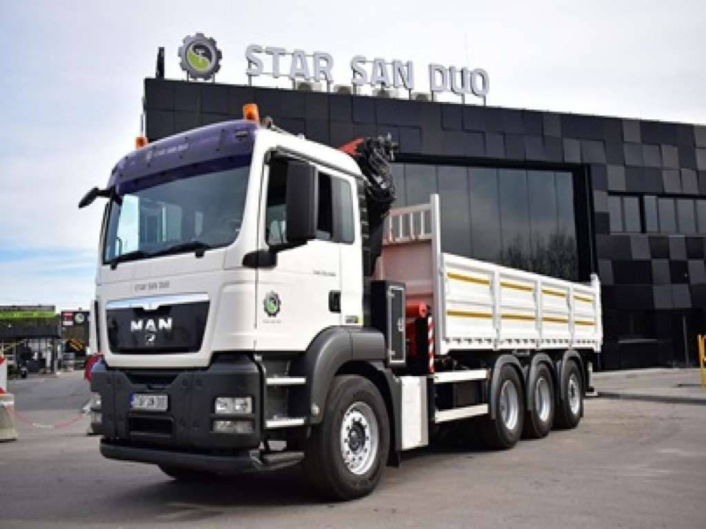 MAN TGS 35.400 8X4 PALFINGER PK 33002 CRANE KIPPER - Volquete camión: foto 4 MAN TGS 35.400 8X4 PALFINGER PK 33002 CRANE KIPPER - Volquete camión: foto 4