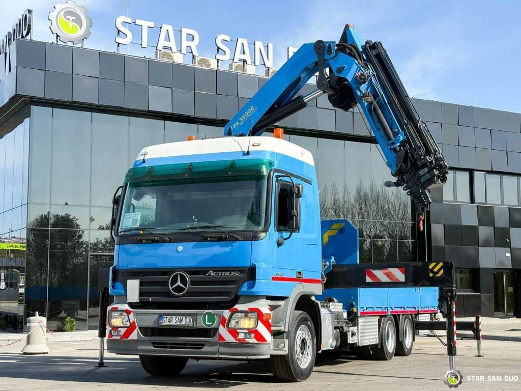 Mercedes-Benz ACTROS 2646L 6x4 PALFINGER 36002 Crane Winch - Camión grúa: foto 3 Mercedes-Benz ACTROS 2646L 6x4 PALFINGER 36002 Crane Winch - Camión grúa: foto 3