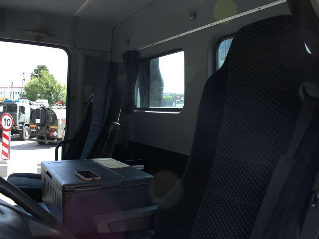 Camión grúa Mercedes-Benz ACTROS 3346 6x6 HIAB 244EP-4 Crane Kipper: foto 19 Camión grúa Mercedes-Benz ACTROS 3346 6x6 HIAB 244EP-4 Crane Kipper: foto 19