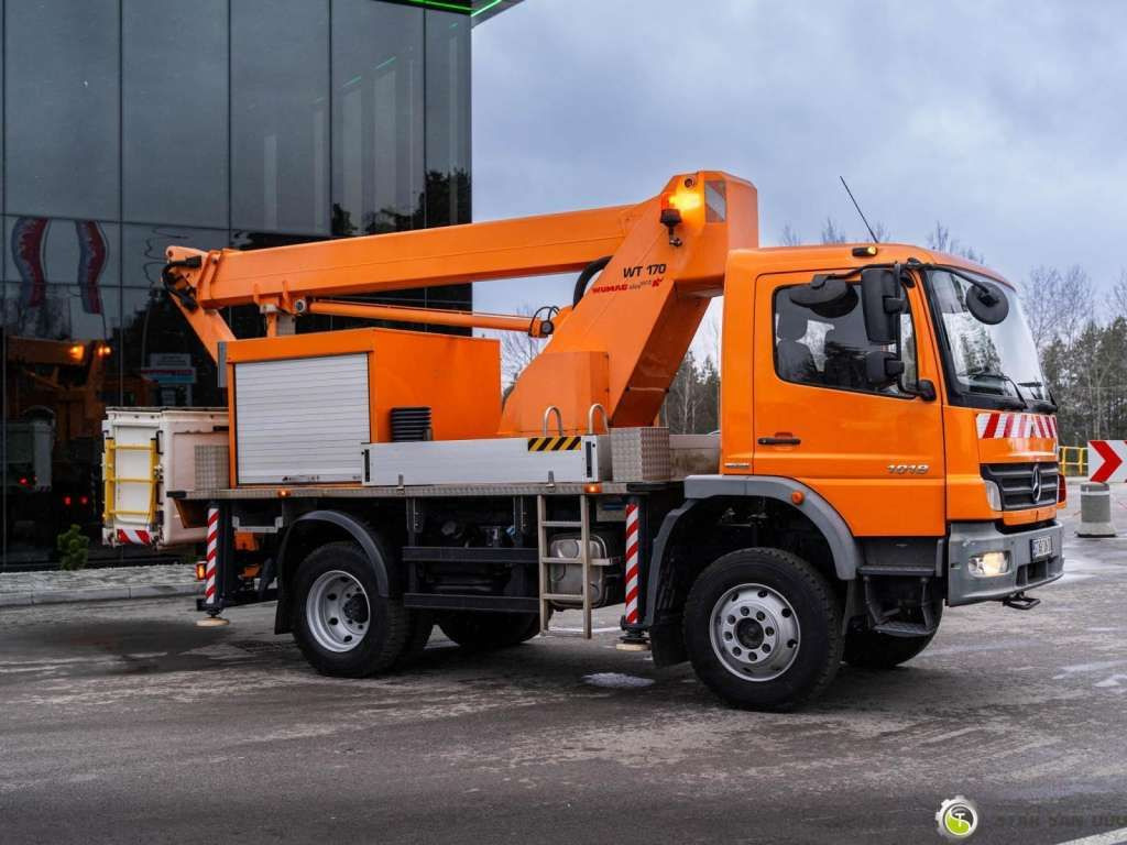 Mercedes-Benz ATEGO 1018 WUMAG WT 170 Platform Lift 17m - Camión con plataforma elevadora: foto 4 Mercedes-Benz ATEGO 1018 WUMAG WT 170 Platform Lift 17m - Camión con plataforma elevadora: foto 4