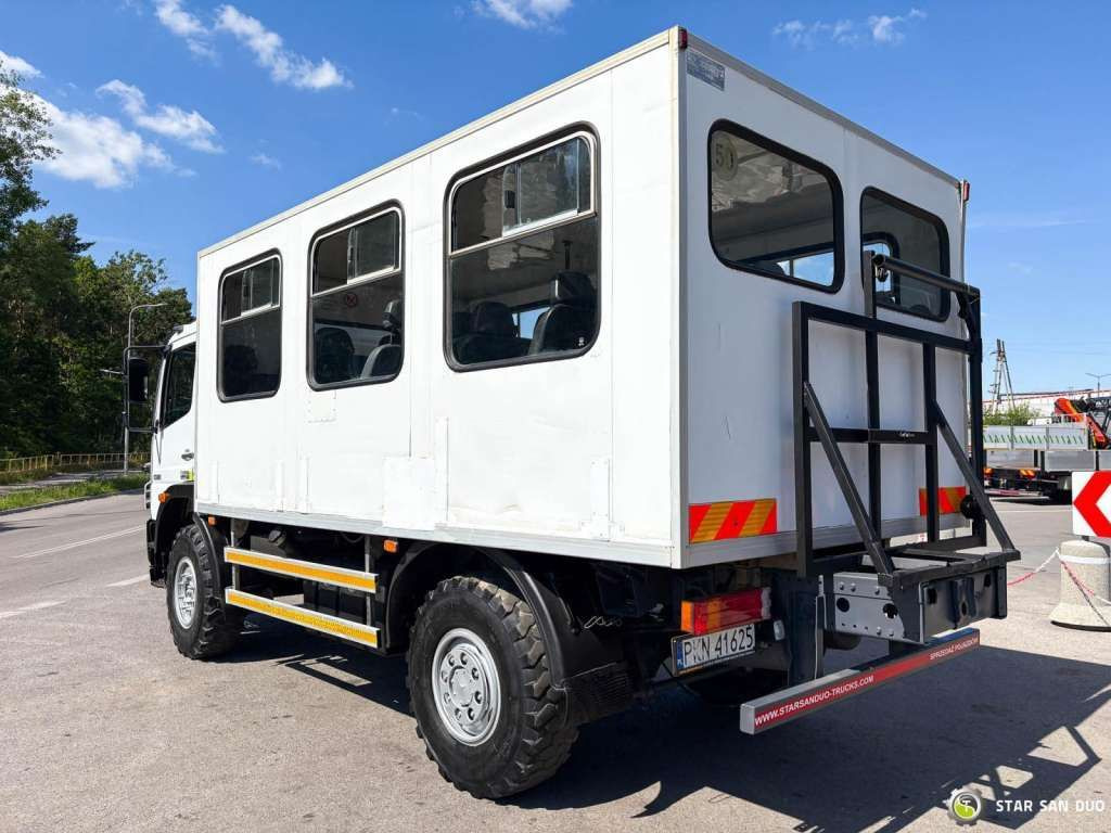 Mercedes-Benz ATEGO 1326 4x4 Double Cab Camper BUS - Chasis camión: foto 4 Mercedes-Benz ATEGO 1326 4x4 Double Cab Camper BUS - Chasis camión: foto 4