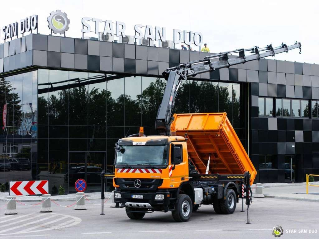Mercedes-Benz Actros 1841 AK 4x4 Hiab 288E-7 Crane Kipper - Camión grúa: foto 1 Mercedes-Benz Actros 1841 AK 4x4 Hiab 288E-7 Crane Kipper - Camión grúa: foto 1