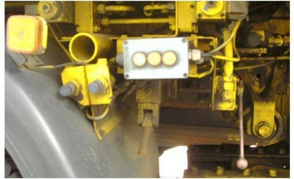 Barredora vial Mercedes-Benz SK 1820 4x2 Schienenreinigungs Kehrmaschine RAIL: foto 6