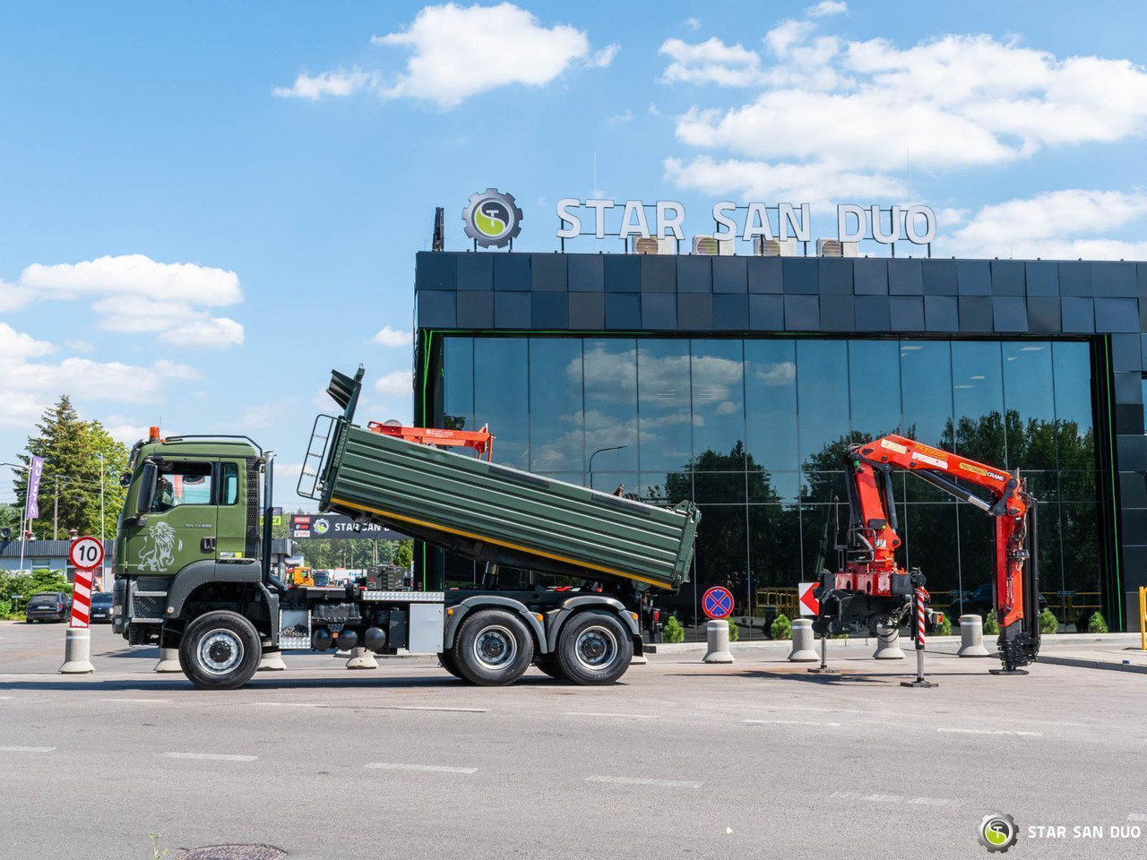 - Volquete camión: foto 4 - Volquete camión: foto 4