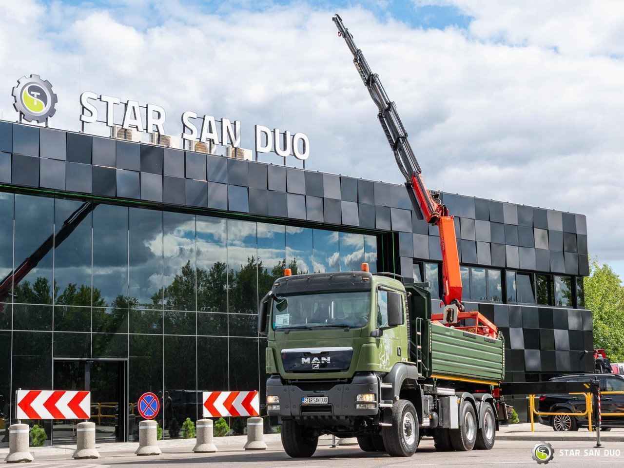 - Volquete camión: foto 2 - Volquete camión: foto 2