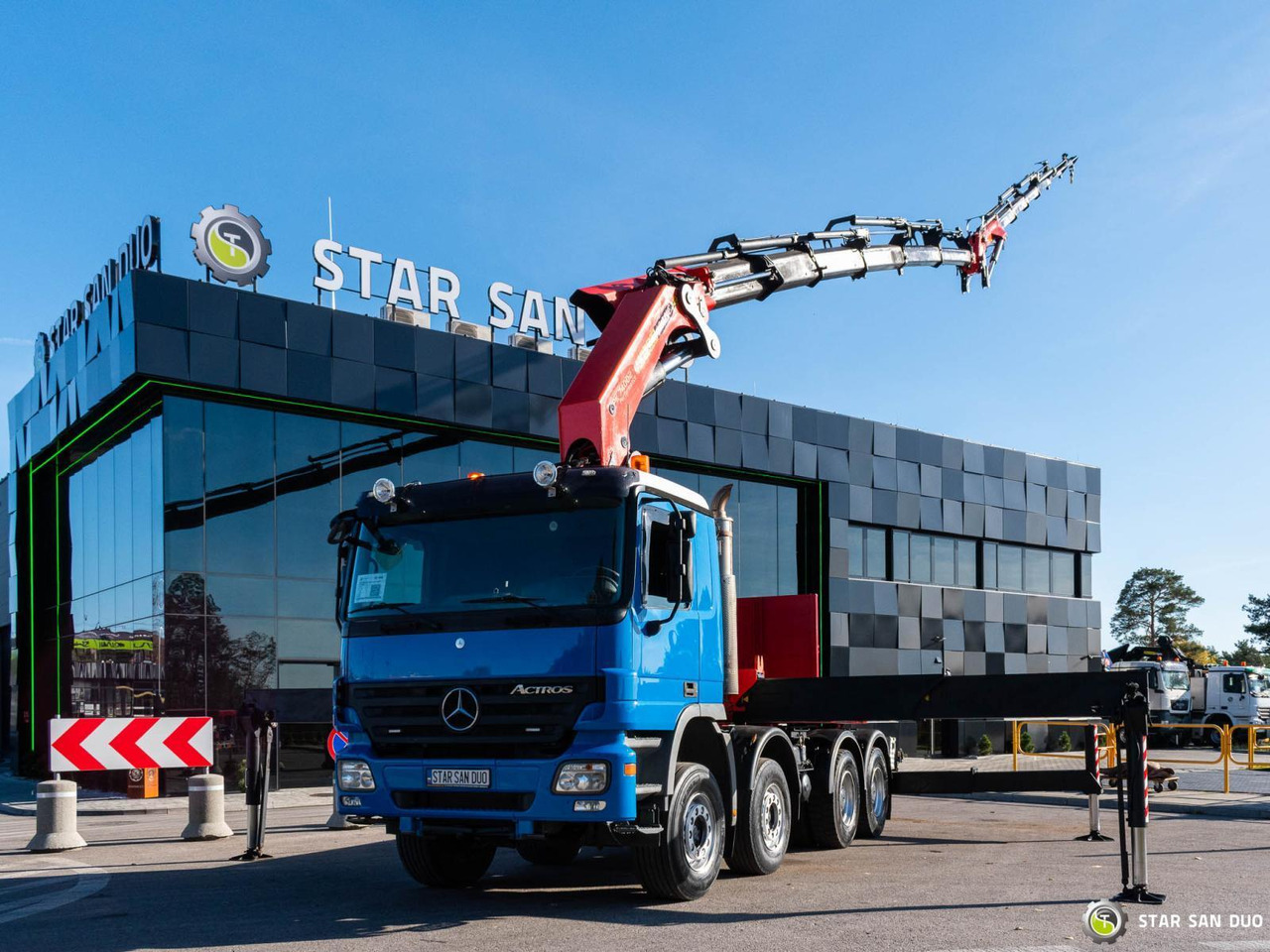 - Camión grúa: foto 3 - Camión grúa: foto 3