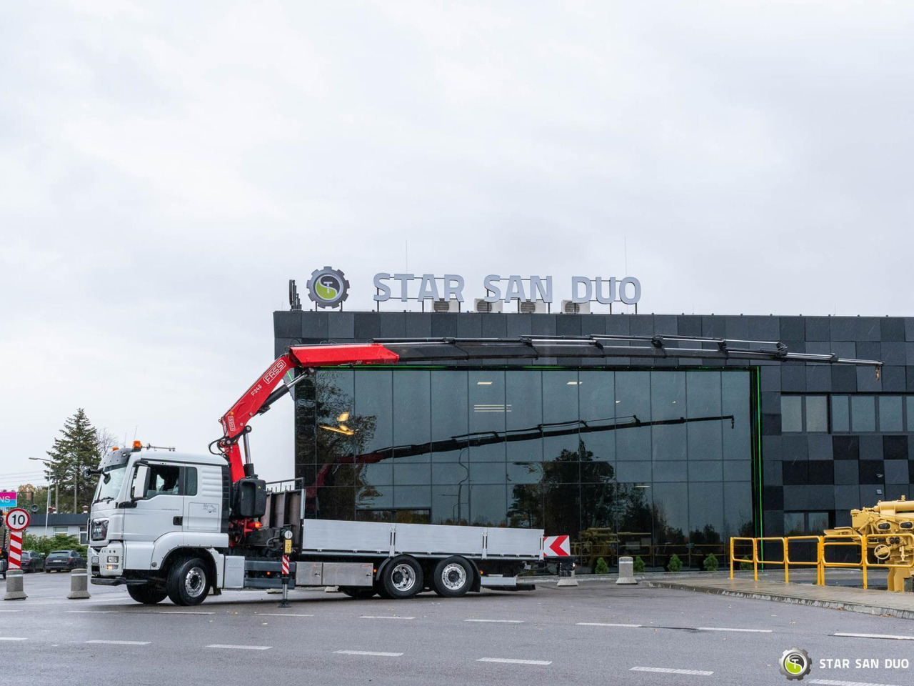 - Camión grúa: foto 2 - Camión grúa: foto 2