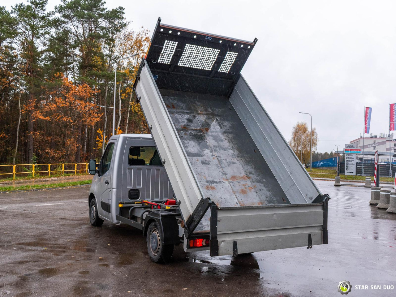 - Volquete camión: foto 2 - Volquete camión: foto 2