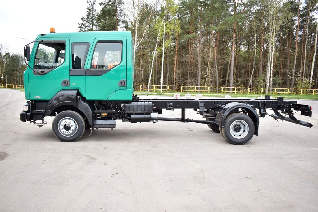 Renault MIDLUM 4x4 DOKA DUBEL KABINE CHASSIS - Chasis camión: foto 2 Renault MIDLUM 4x4 DOKA DUBEL KABINE CHASSIS - Chasis camión: foto 2