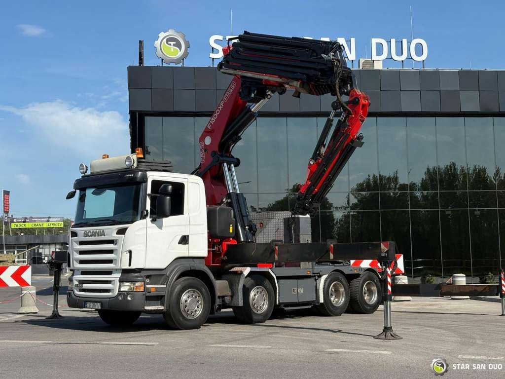 Scania R420 8x4 FASSI F1300 AXP Crane FLY JIB Euro 4 - Camión grúa: foto 4 Scania R420 8x4 FASSI F1300 AXP Crane FLY JIB Euro 4 - Camión grúa: foto 4