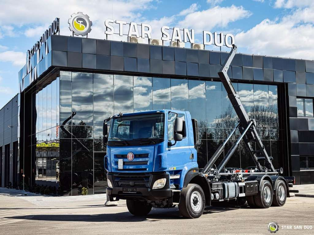 Tatra T158 PHOENIX 6x6 Euro 6 - Chasis camión: foto 1 Tatra T158 PHOENIX 6x6 Euro 6 - Chasis camión: foto 1