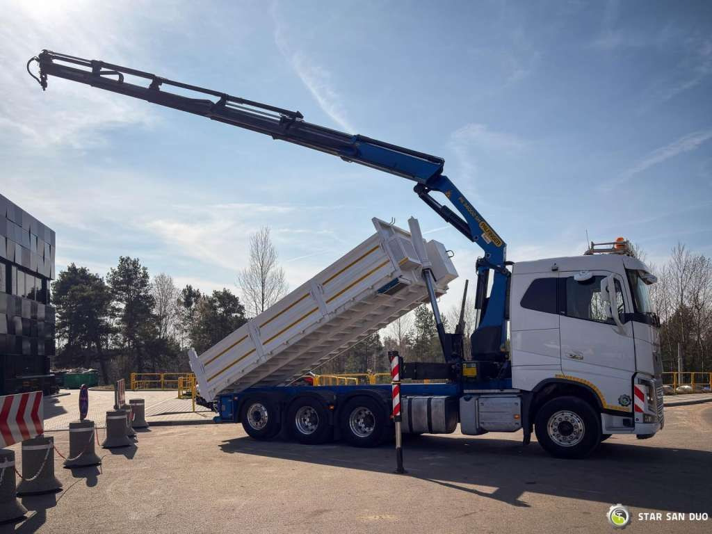 Volvo FH 16.550 8x4 Palfinger PK 34002-SH Crane Kippe - Volquete camión: foto 2 Volvo FH 16.550 8x4 Palfinger PK 34002-SH Crane Kippe - Volquete camión: foto 2