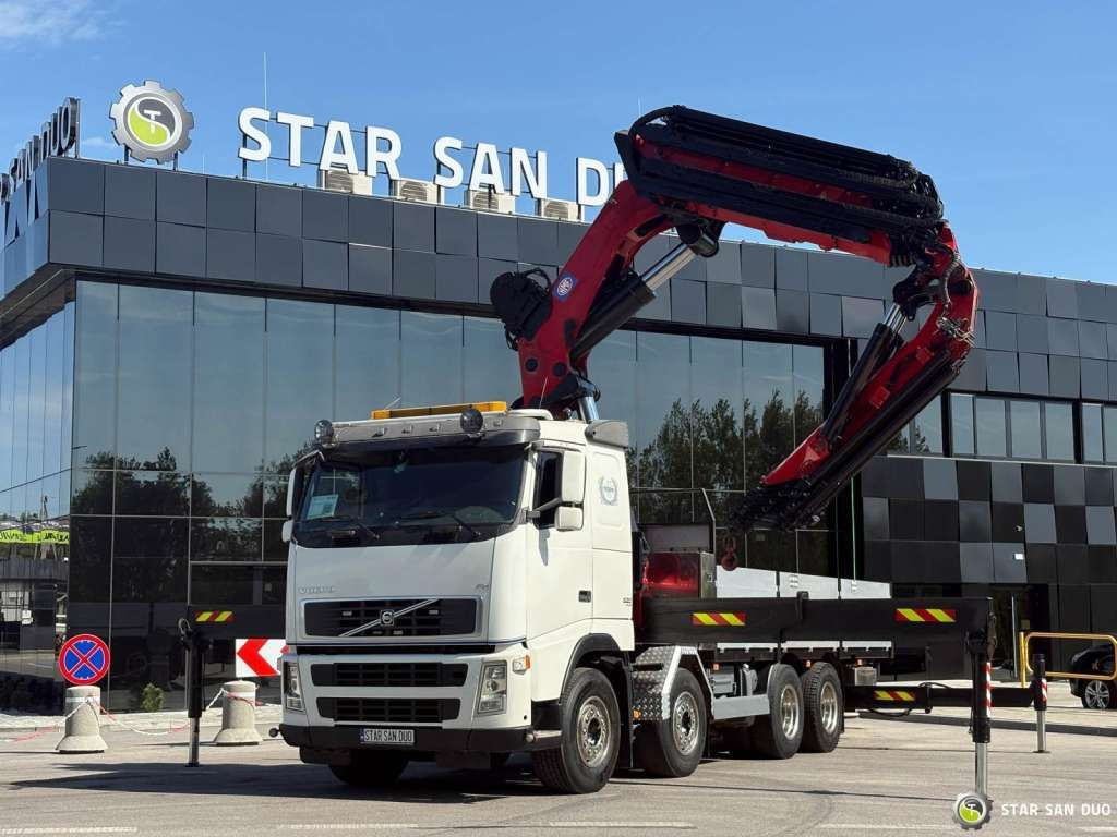 Volvo FH 520 8x4 HMF THOR K6 Fly Jib Euro 4 Winch - Camión grúa: foto 4 Volvo FH 520 8x4 HMF THOR K6 Fly Jib Euro 4 Winch - Camión grúa: foto 4
