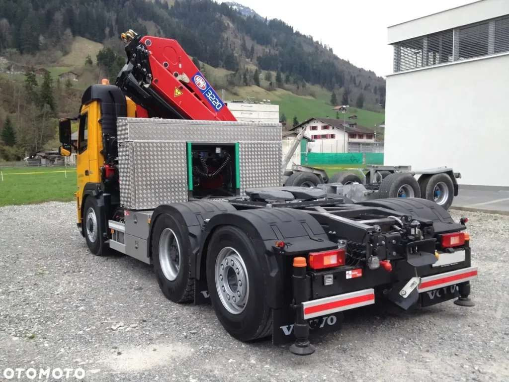 Camión grúa Volvo  FM 460 6x4x4 HMF 3220 Crane HDS: foto 29