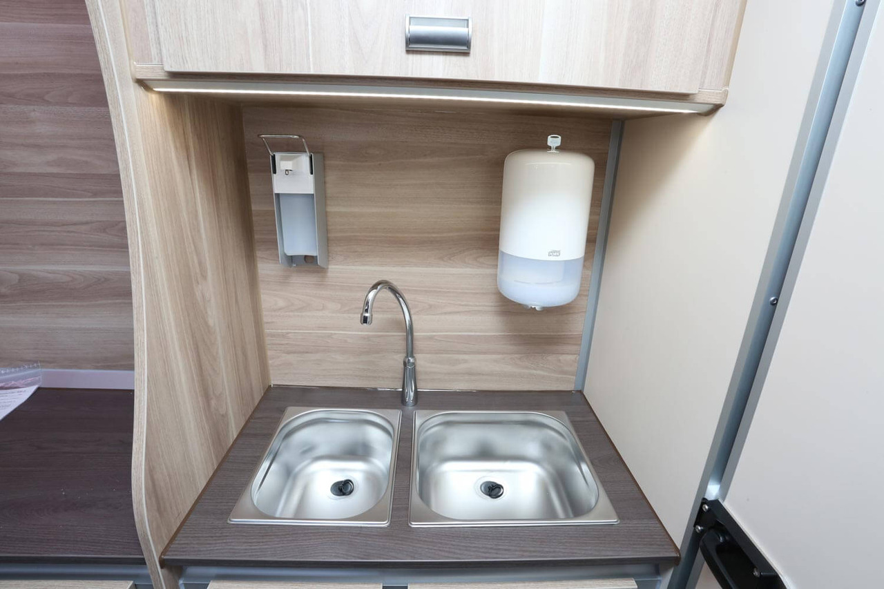 Verkaufsanhänger BORCO HÖHNS - Remolque venta ambulante: foto 4 Verkaufsanhänger BORCO HÖHNS - Remolque venta ambulante: foto 4