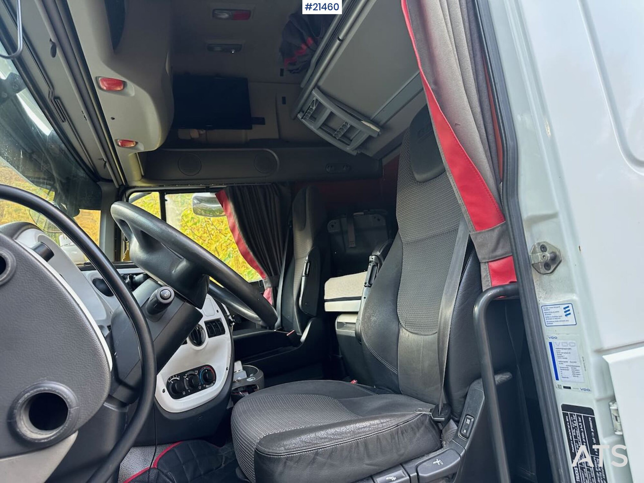 Cabeza tractora DAF XF 105: foto 20