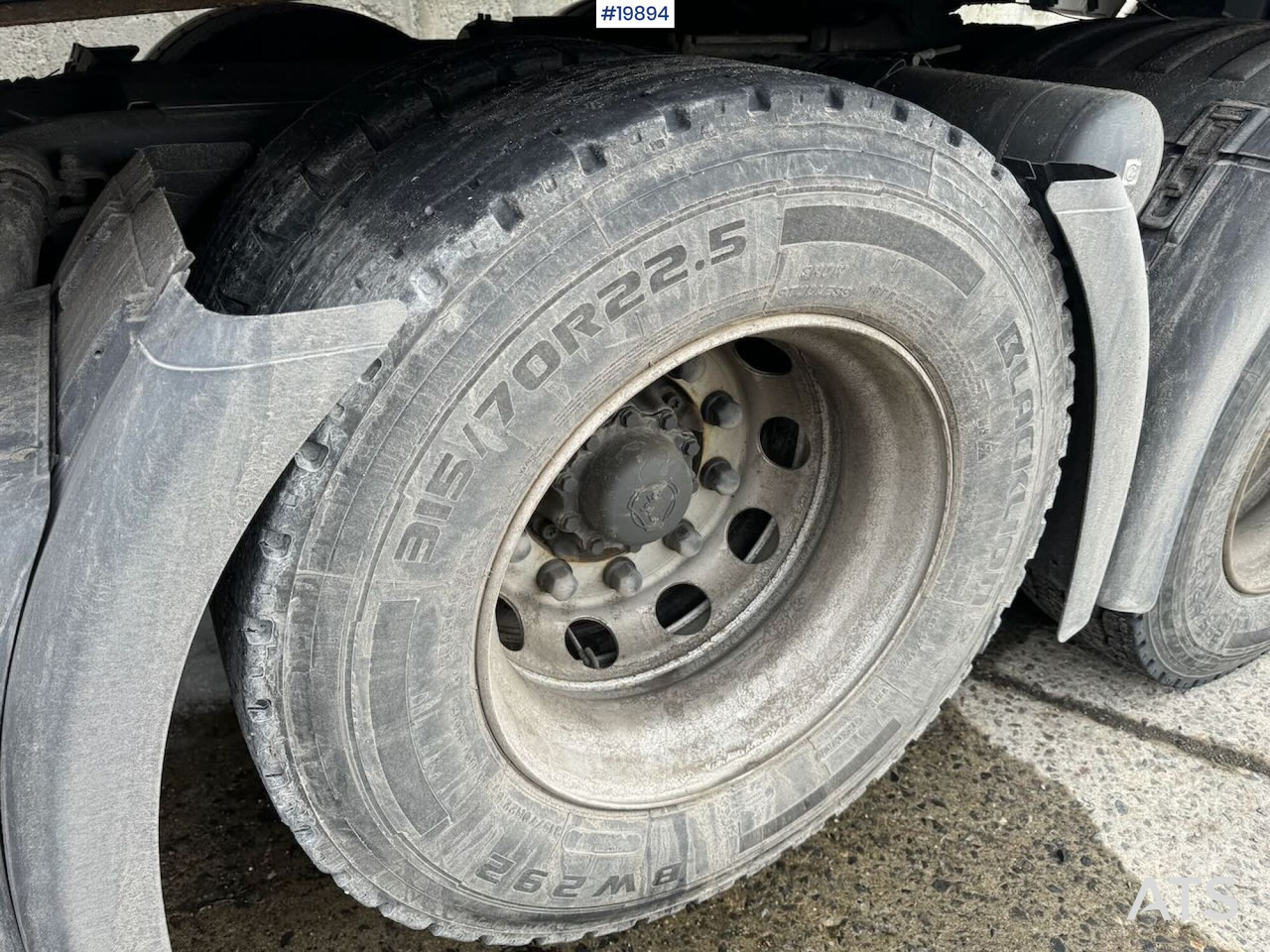 Cabeza tractora Scania R590: foto 16