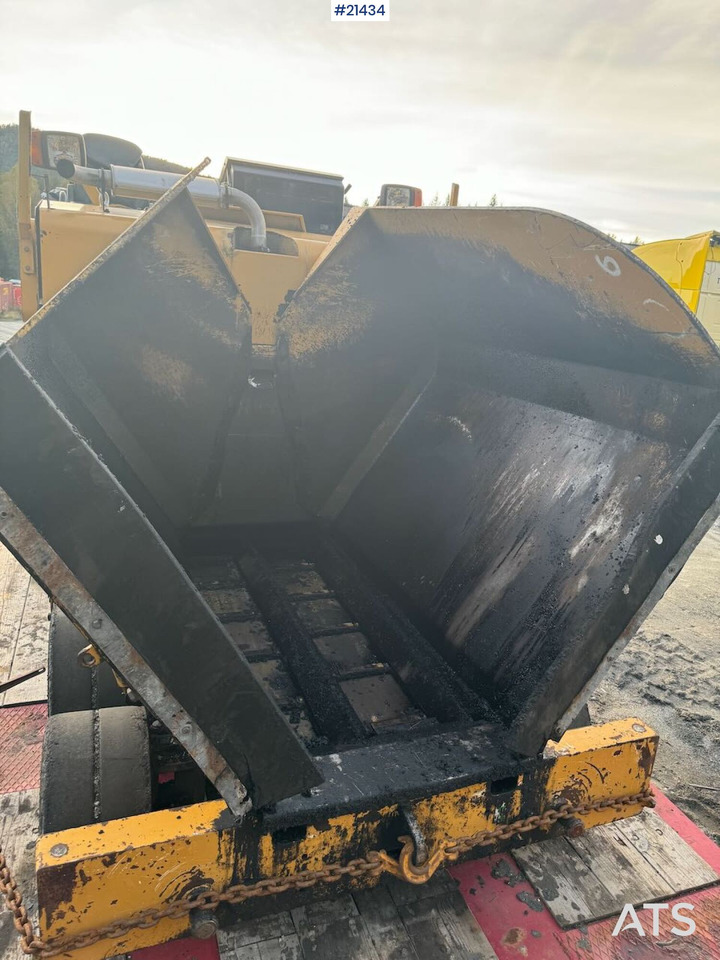 Pavimentadora de asfalto Caterpillar AP 300: foto 24